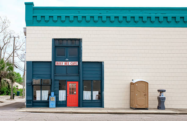 Porta potty delivery and setup in Cardington, OH